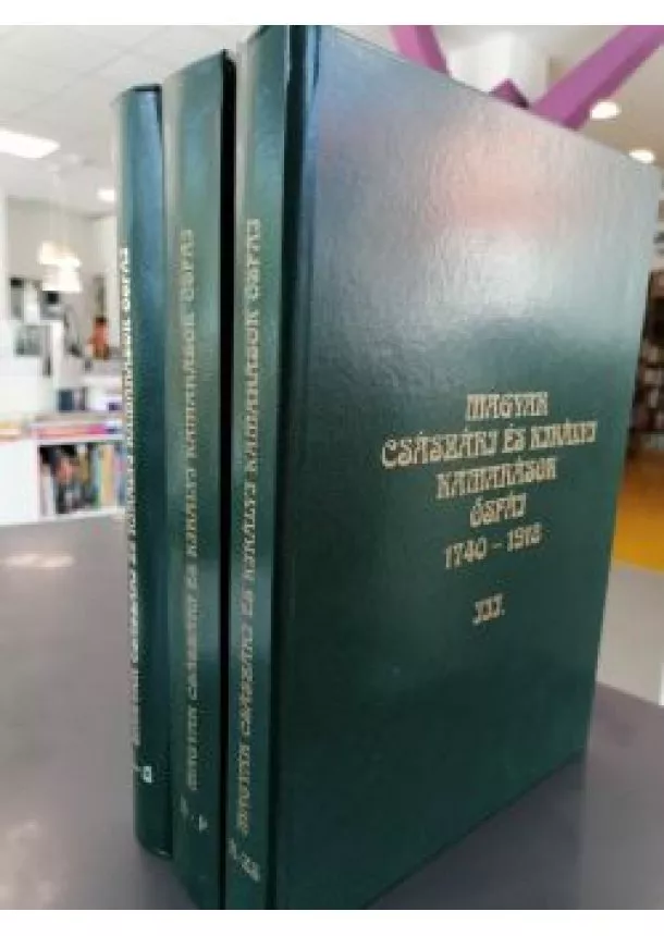 Szluha Márton - Magyar Császári és Királyi Kamarások Ősfái 1740-1918 1+2+3 kötet egybe